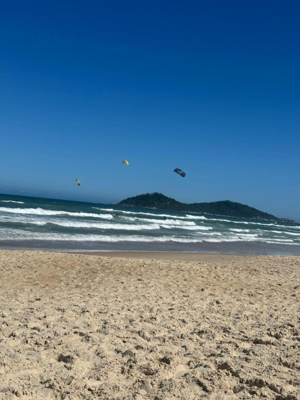Ap Novo Com Churrasqueira - Campeche - Apartamento Florianopolis